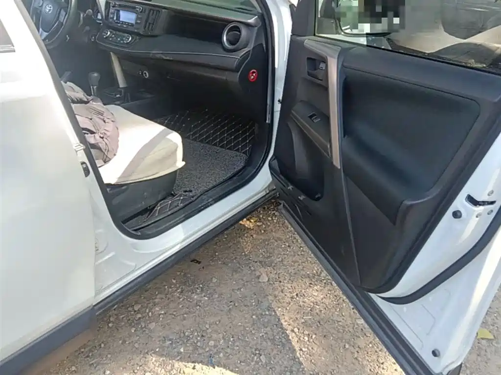 Toyota RAV4 Rongfang 2019 2.0L CVT 2WD Pioneer Edition China VI фото 11