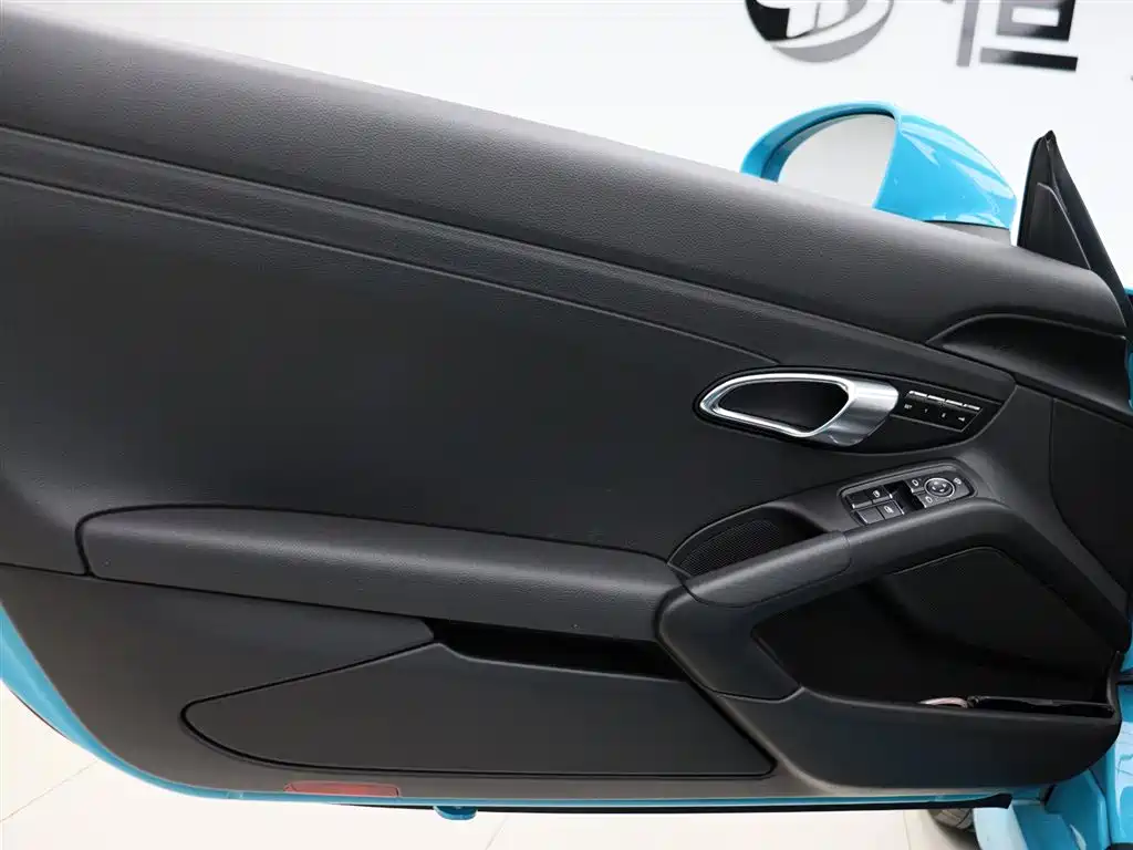 Porsche 718 2016 Boxster 2.0T фото 6