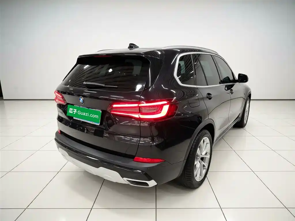 BMW X5 (Import) 2020 xDrive30i X Design Package фото 7