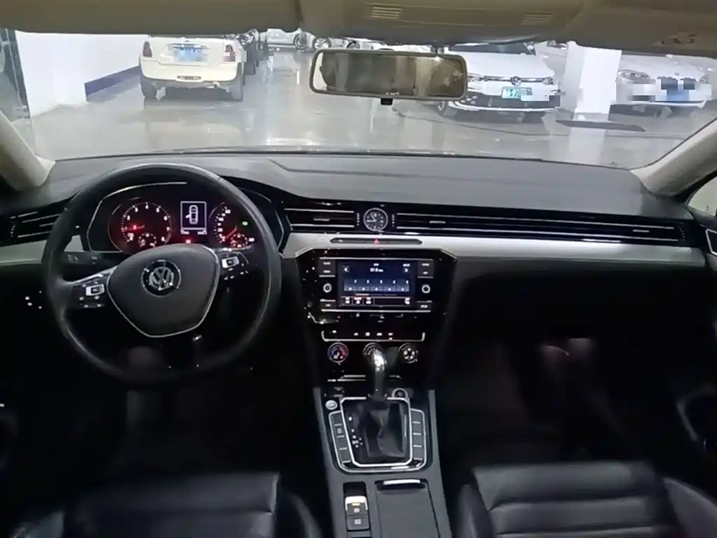 Volkswagen Magotan 2019 330TSI DSG Leading China V фото 10