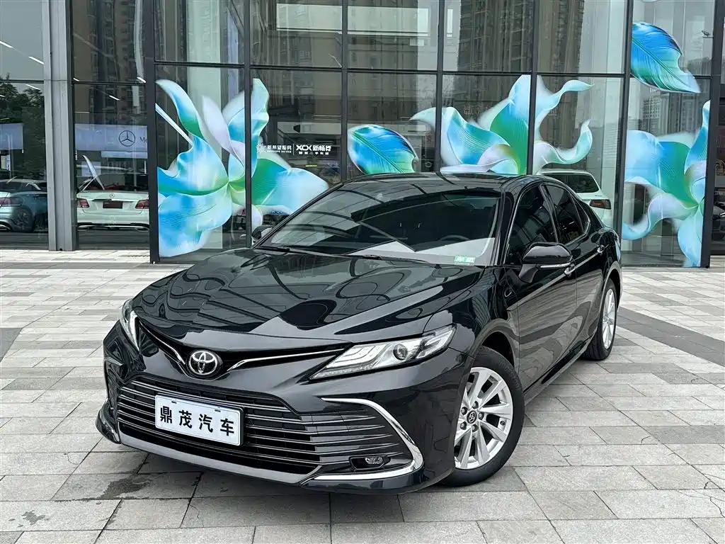Toyota Camry 2021 2.0G Luxury Edition