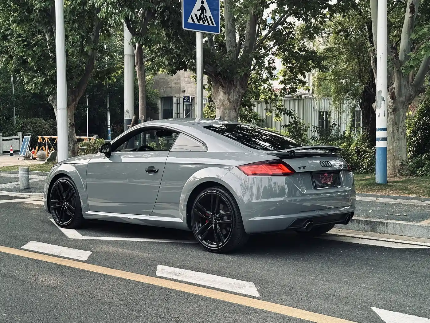 Audi TT 2015 TT Coupe 45 TFSI quattro фото 3
