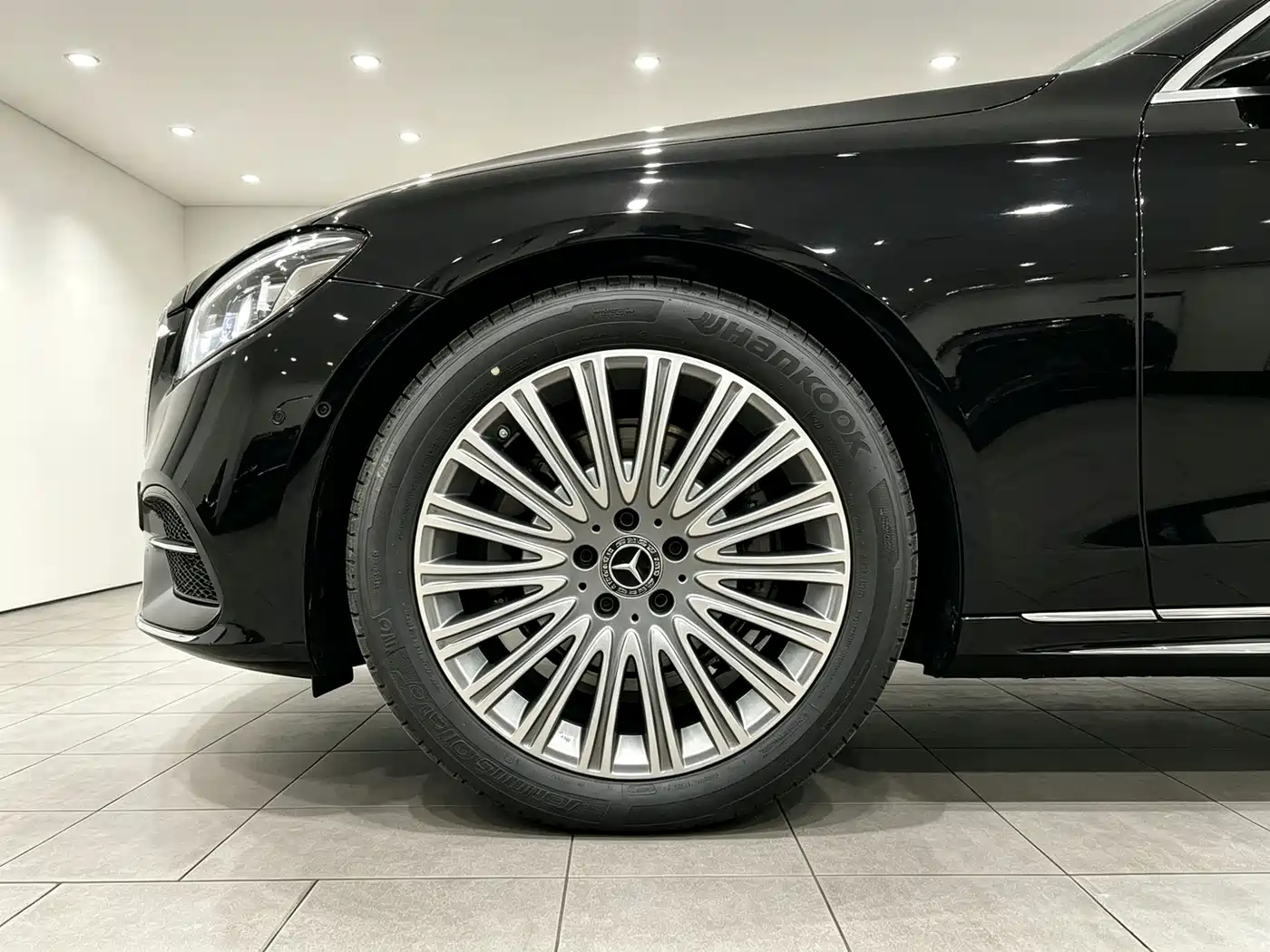 Mercedes-Benz E-Class 2023 E 300 L Fashion фото 16