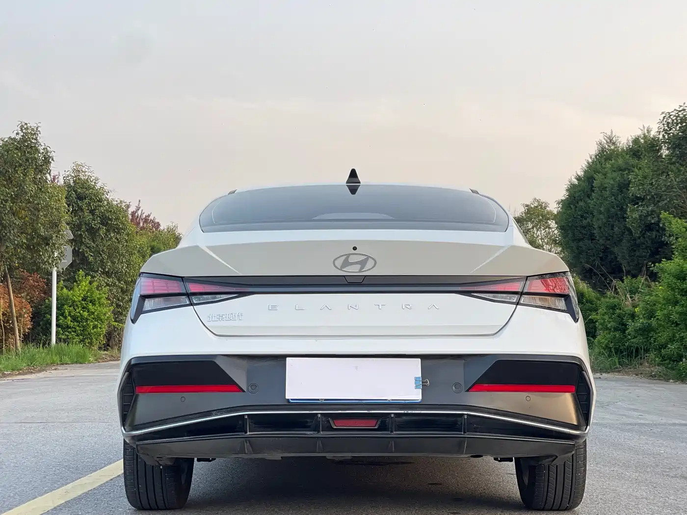 Hyundai Elantra 2023 1.5L CVT GLX Elite Edition фото 6