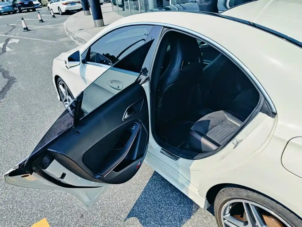 Mercedes-Benz CLA (Import) 2015 CLA 220 4MATIC фото 15
