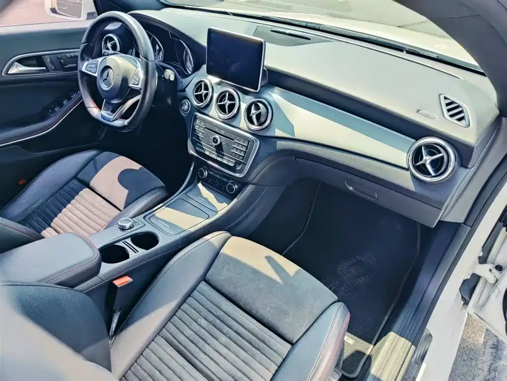 Mercedes-Benz CLA (Import) 2015 CLA 220 4MATIC фото 20