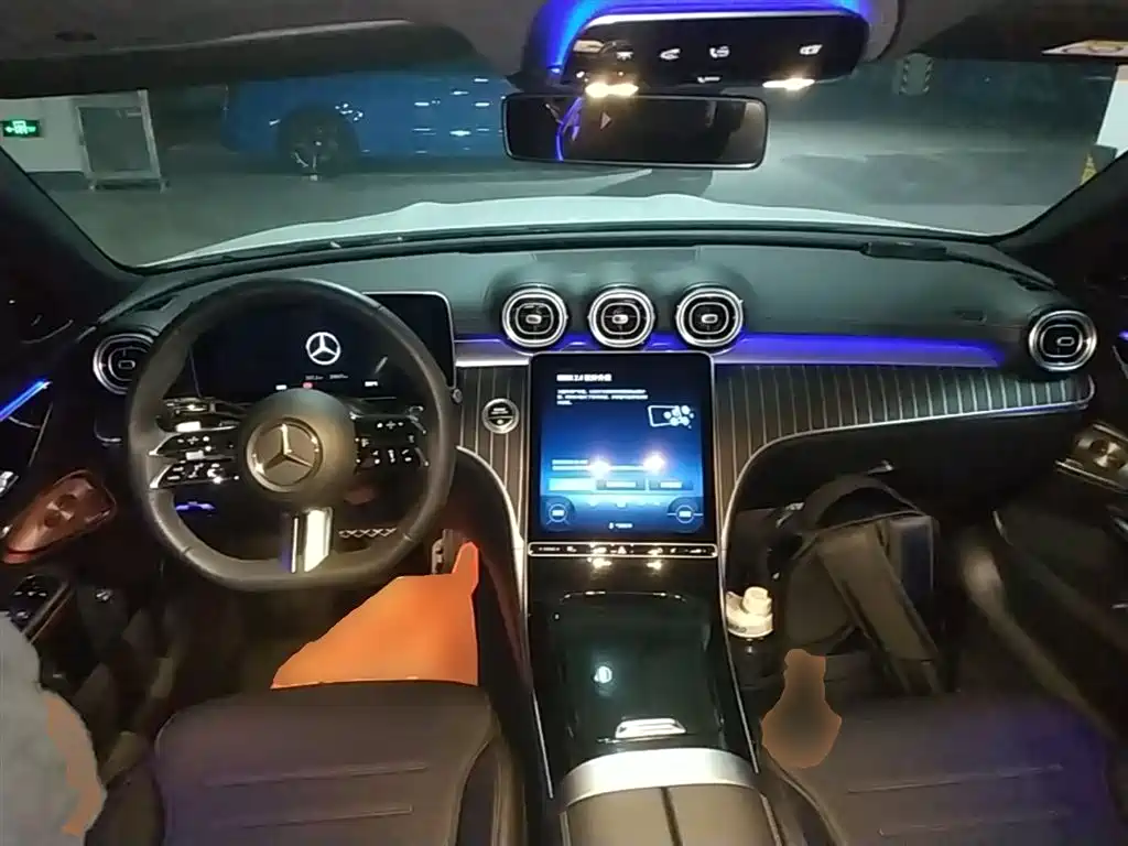 Mercedes-Benz C-Class 2024 C 260 L Night Edition Sport фото 6