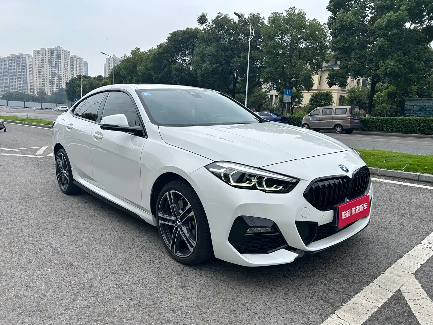 BMW 2 Series (Import) 2023 225i 4-Door Coupe M Sport Package фото 3