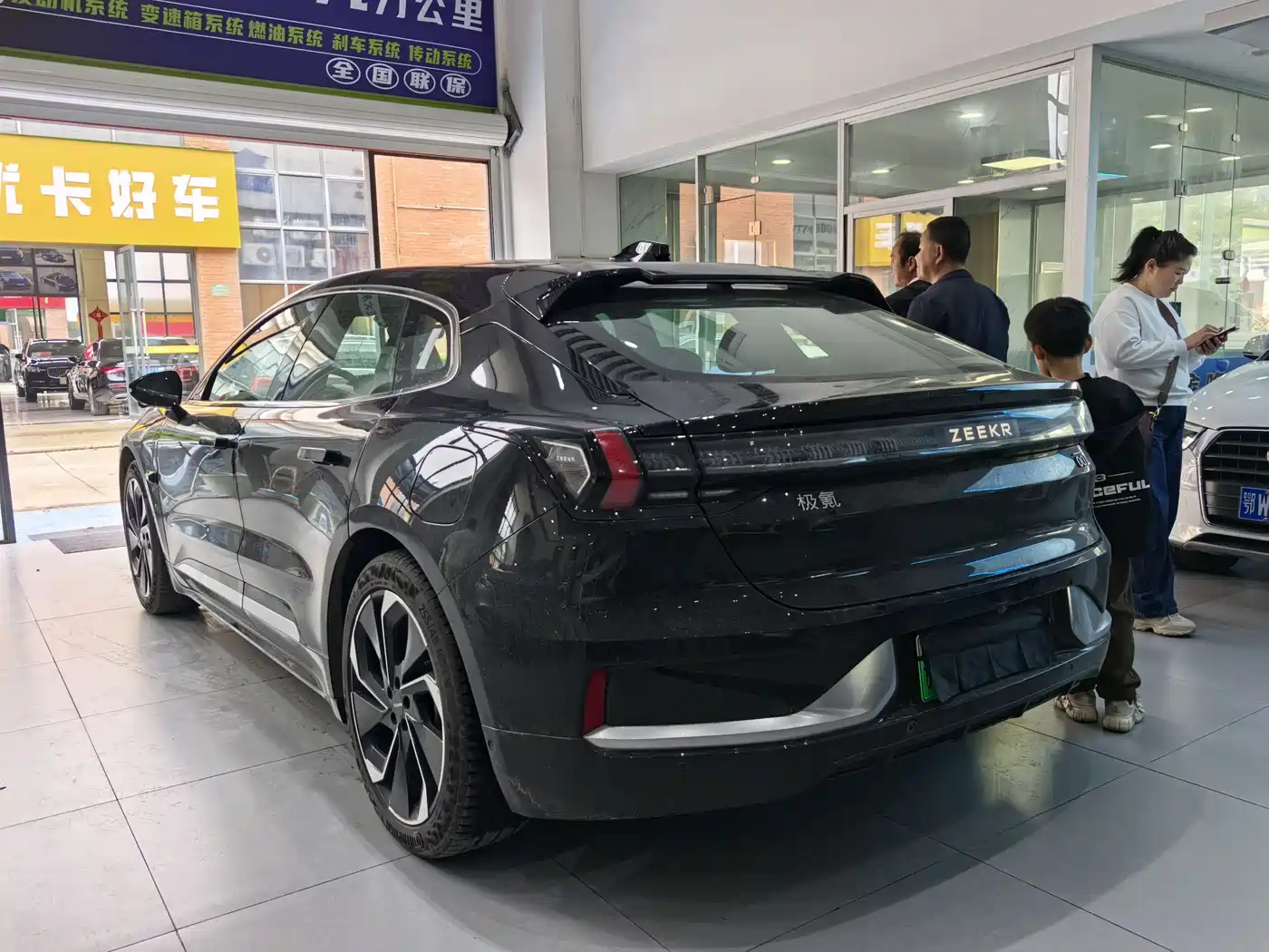 ZEEKR EXTREME KRYPTON 001