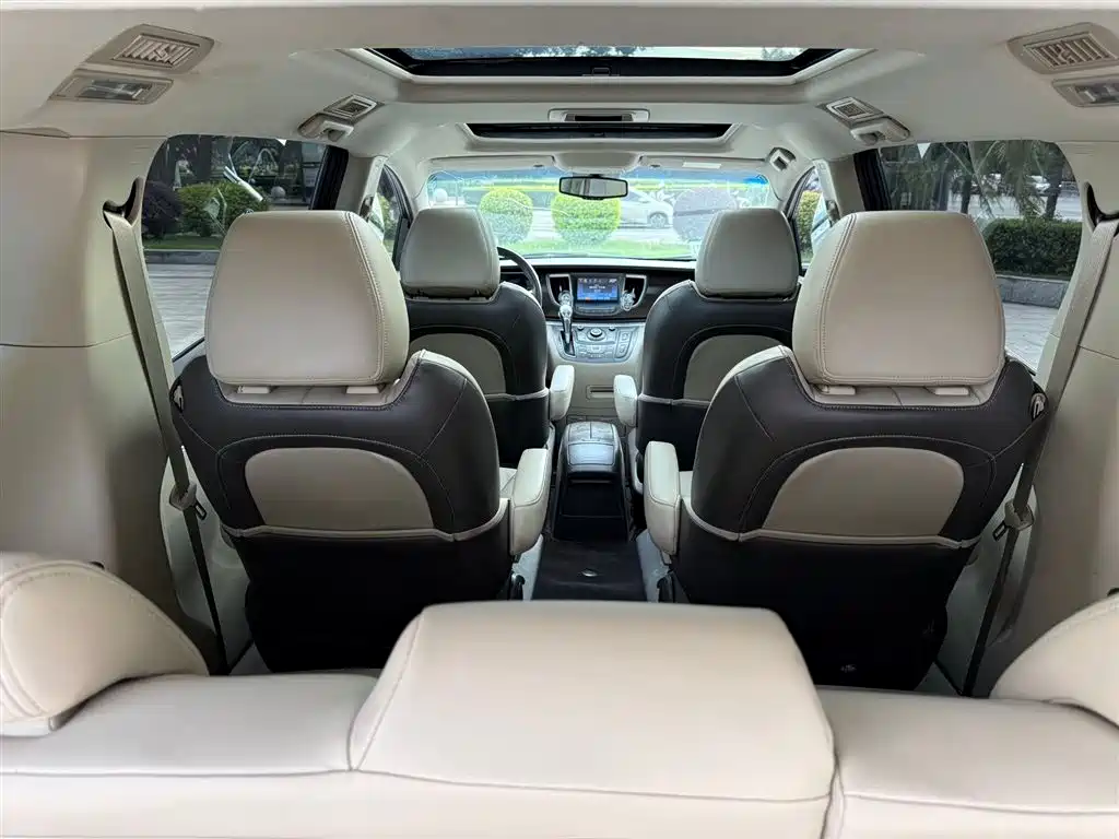 Buick GL8 2013 2.4L LT Luxury Business Executive Edition фото 9