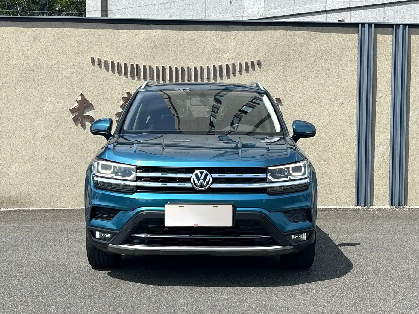 Фото 2 - Volkswagen Tharu