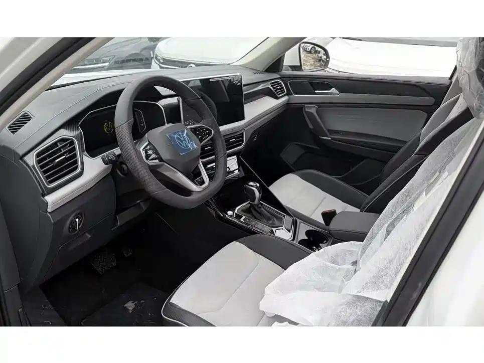 Volkswagen Tayron X 2024 330TSI 2WD Premium High-Performance Edition фото 10