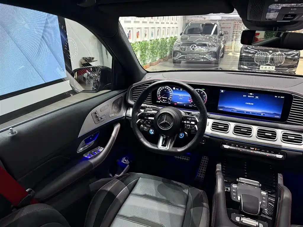 Mercedes-Benz GLE AMG 2024 AMG GLE 53 4MATIC+ фото 28