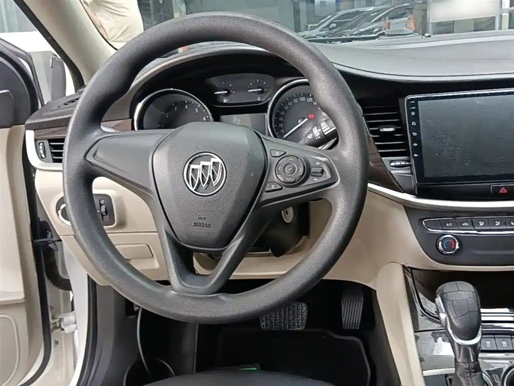 Buick Verano 2018 Sedan 15S Automatic Progressive фото 11