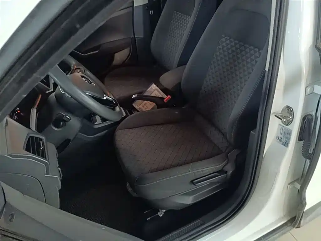 VOLKSWAGEN TU KAI