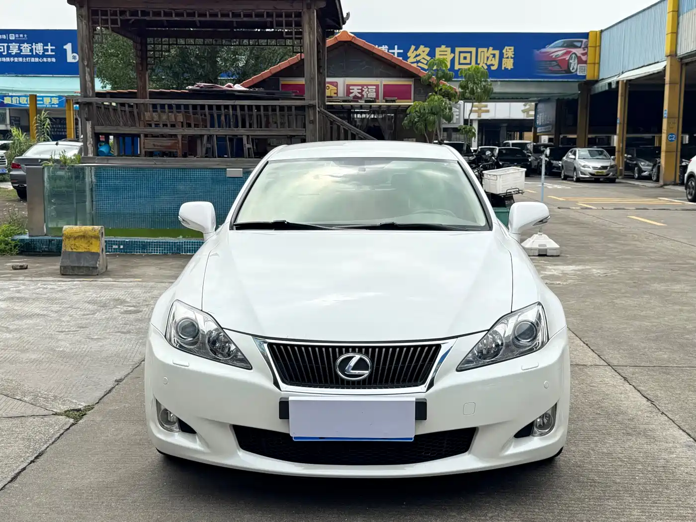 Lexus IS 2009 300 фото 2