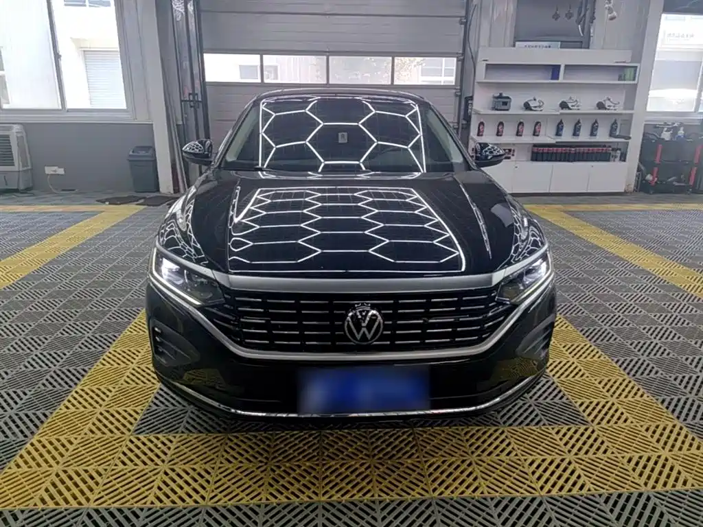 Volkswagen Passat 2024 380TSI Dragon Soaring Edition фото 3