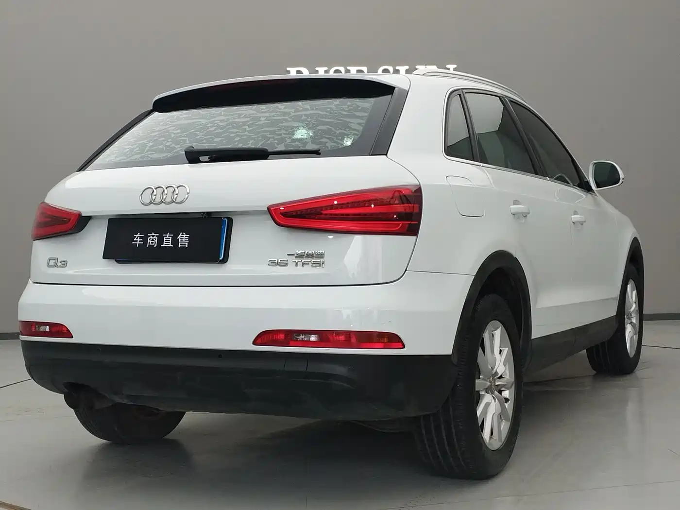 Audi Q3 2015 35 TFSI Millionth Anniversary Intelligent Leader фото 5