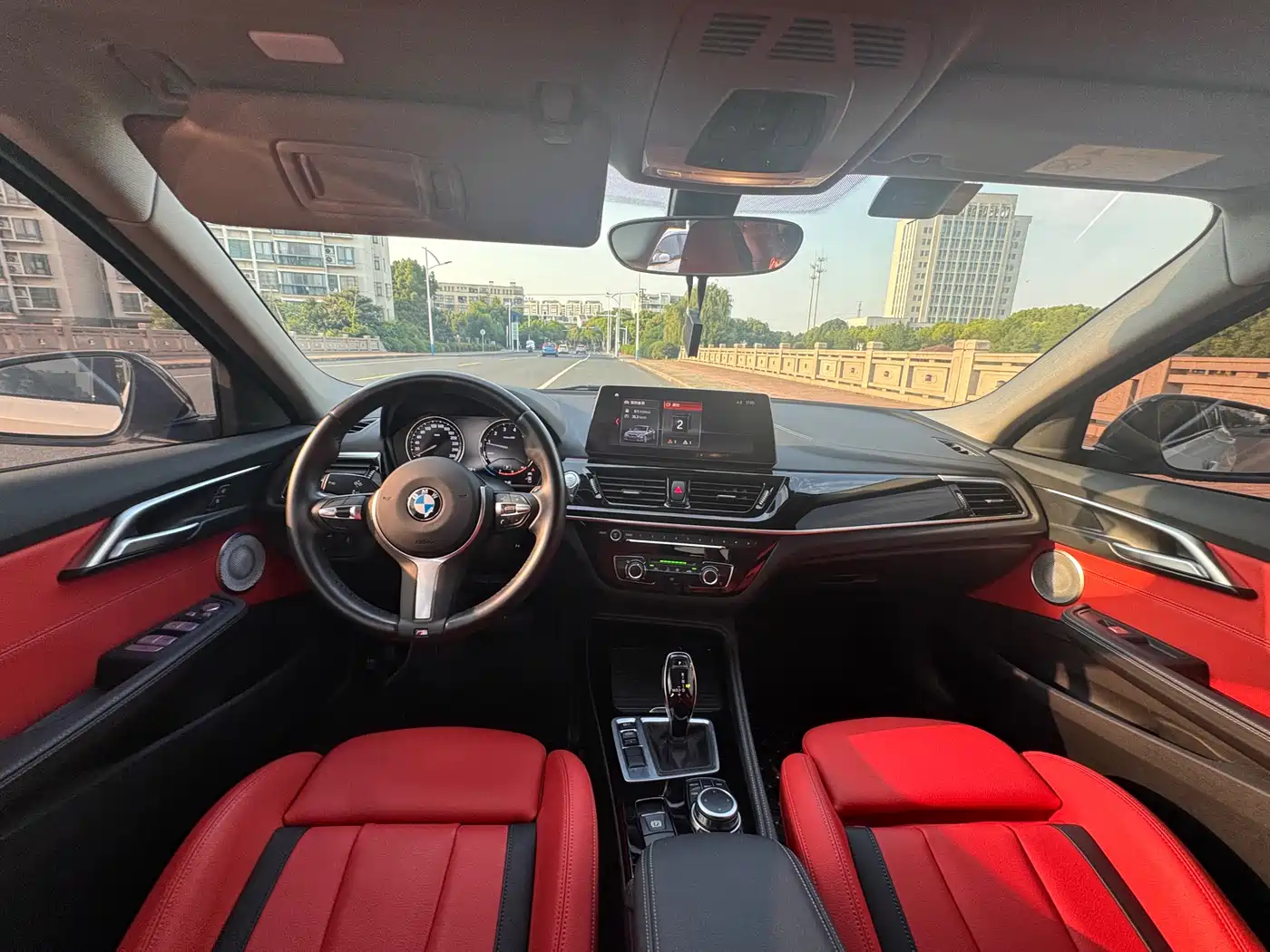 BMW 1 Series 2021 125i M Sport Black Night Edition фото 6