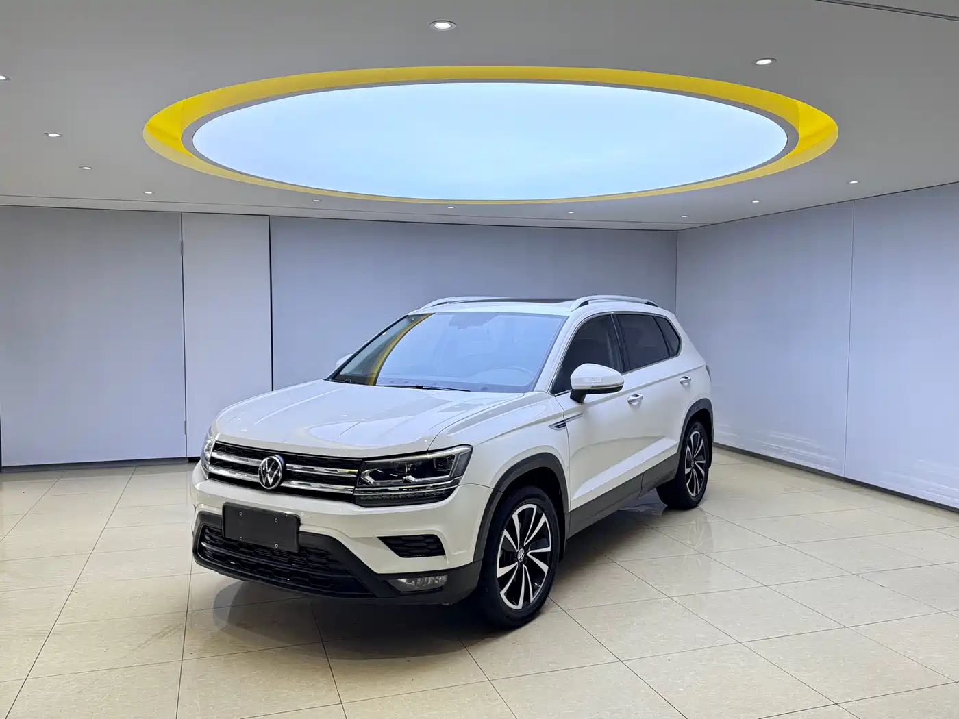 Volkswagen Tharu 2021 Model 280TSI 2WD Luxury Edition