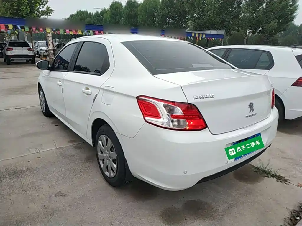 Peugeot 301 2015 2014 1.6L Automatic Comfort Edition