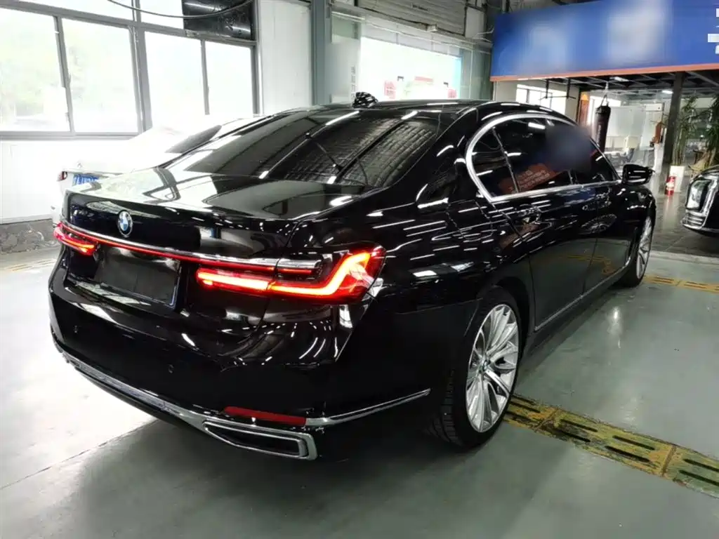 BMW 7 Series 2019 Facelift 740Li Leading Luxury Package фото 7