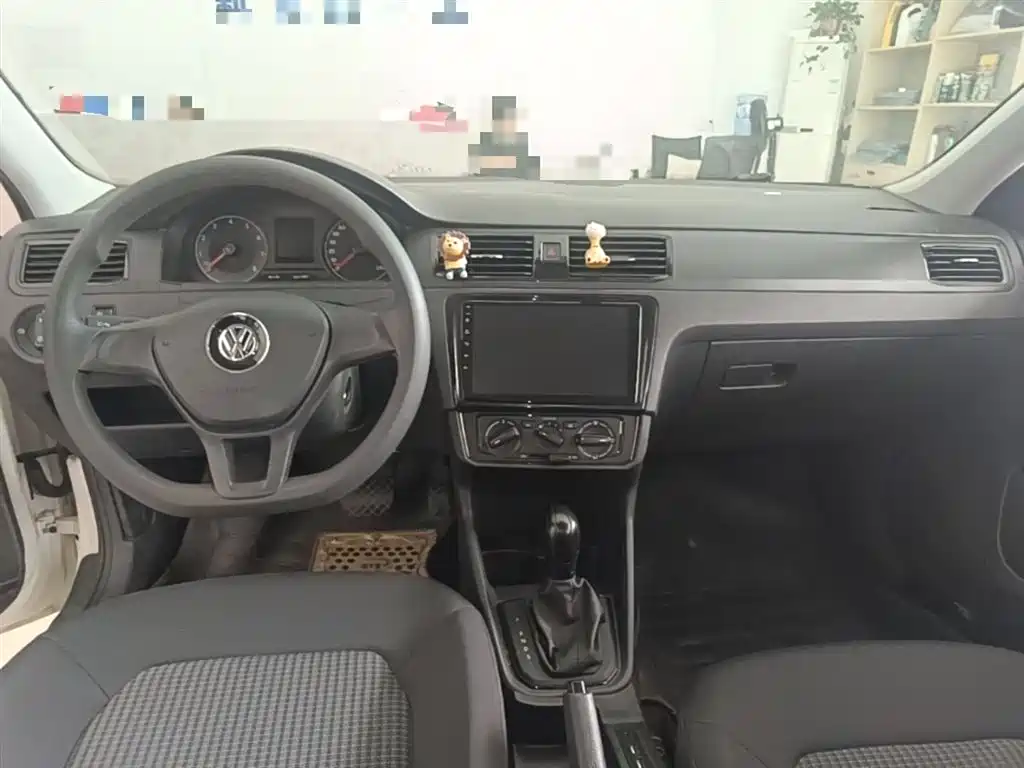 Volkswagen Santana 2017 Gran Santana 1.6L Auto Trendline фото 13
