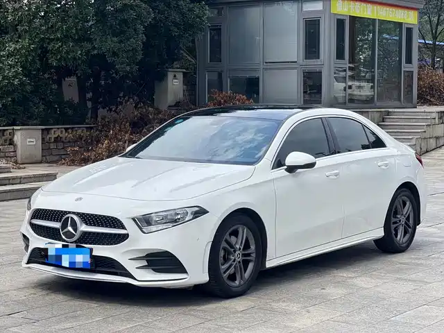 MERCEDES-BENZ A CLASS