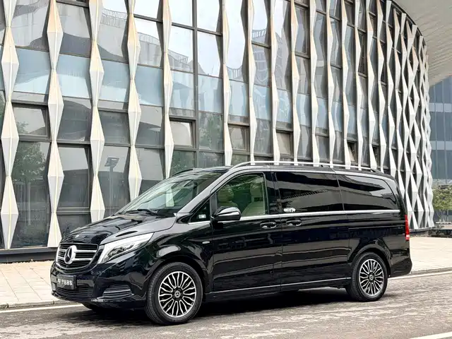 MERCEDES-BENZ V CLASS