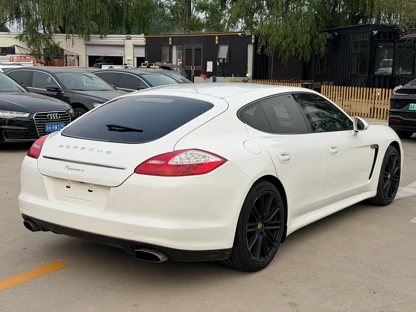 Porsche Panamera 2010 Panamera 3.6L фото 4