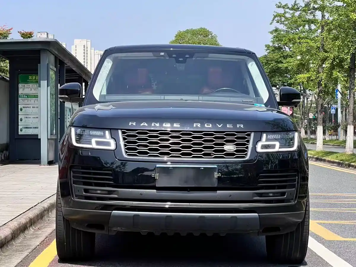 Land Rover Range Rover 2018 3.0 SC V6 Vogue Heritage Edition фото 3
