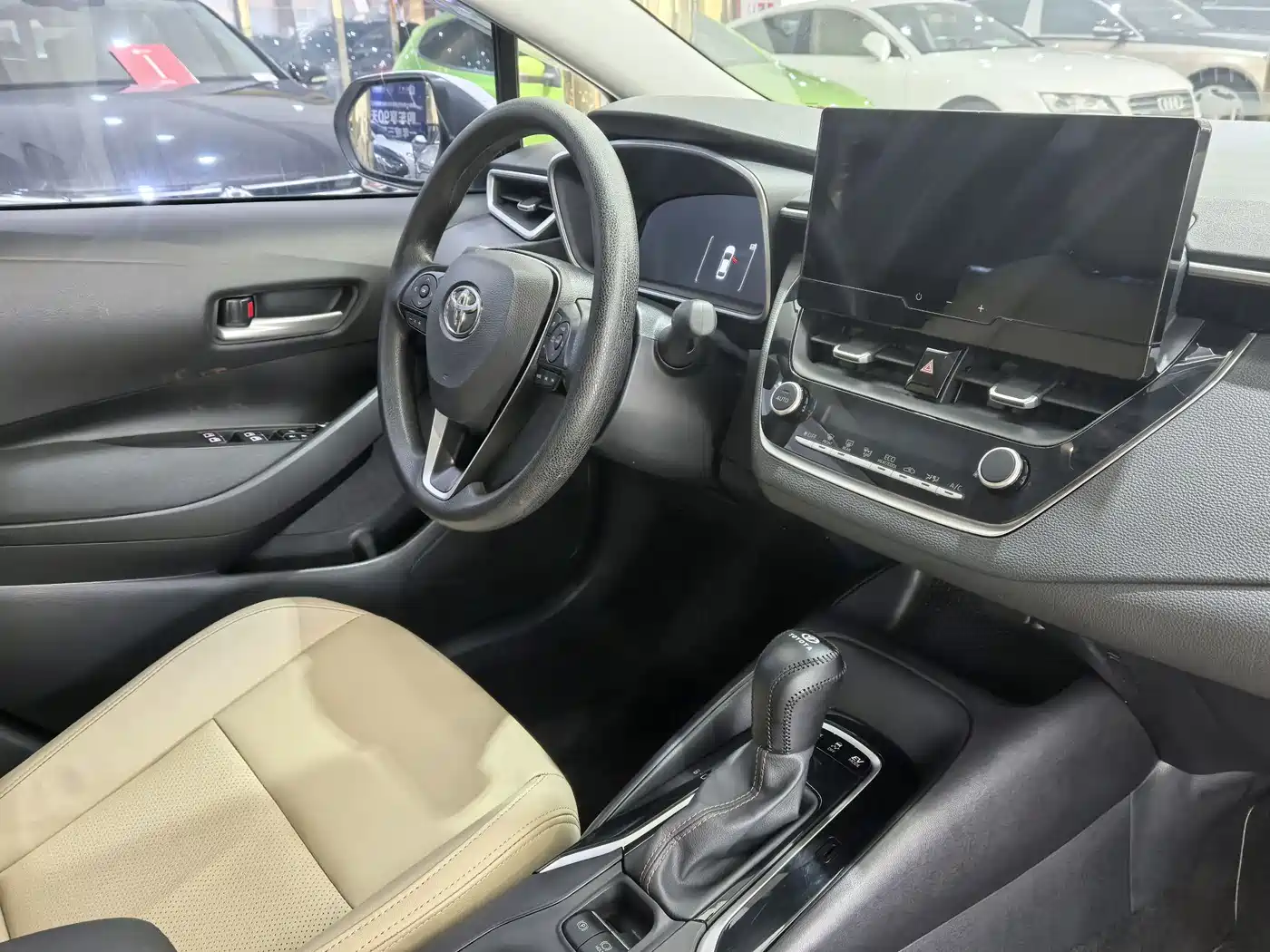 Toyota Levin 2023 Smart Hybrid 1.8L Leading Edition фото 10