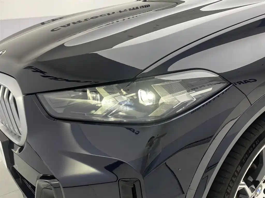 BMW X5 2023 xDrive 30Li Premium M Sport Black Night Package фото 9