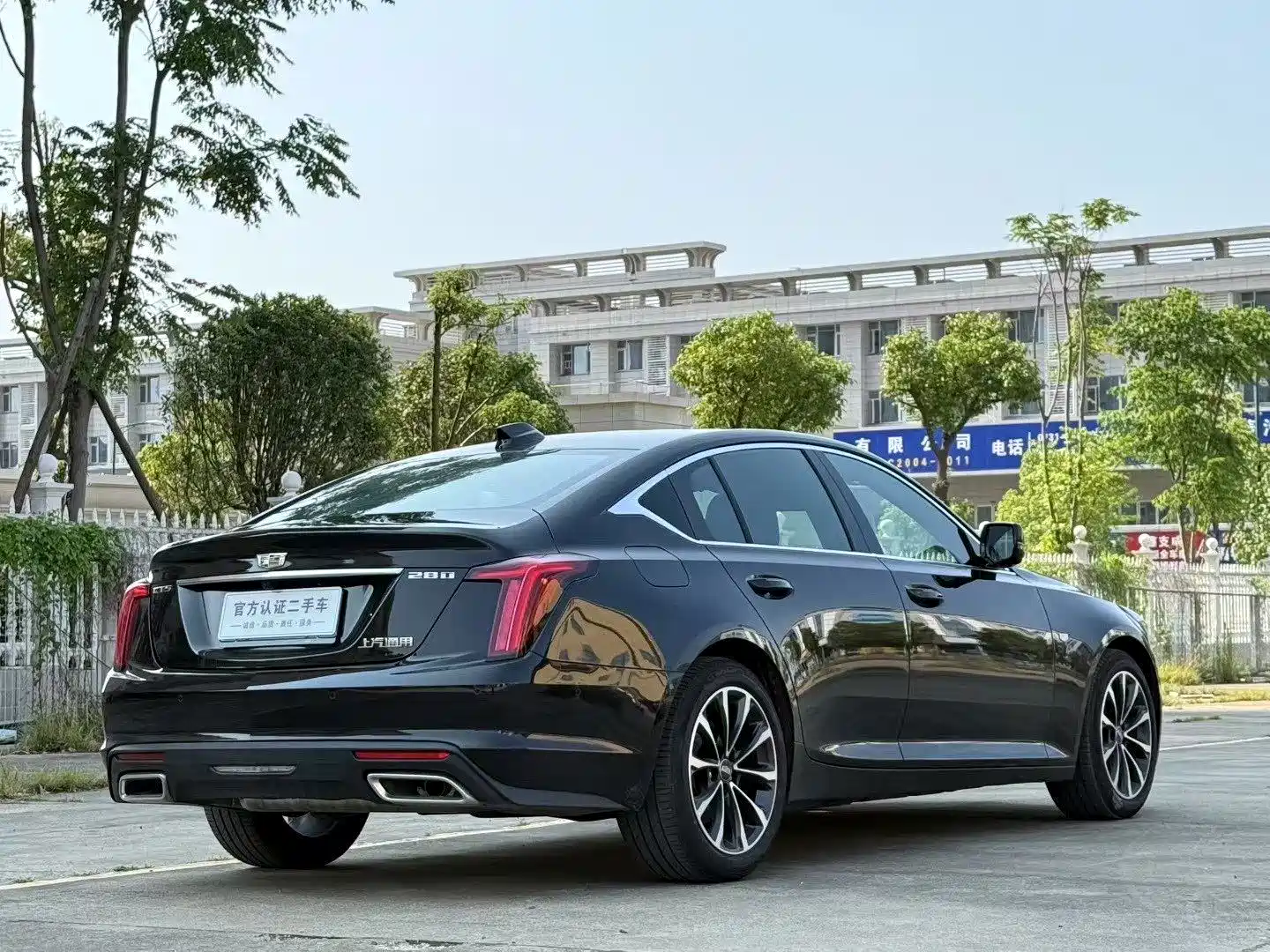 صورة 5 - Cadillac CT5