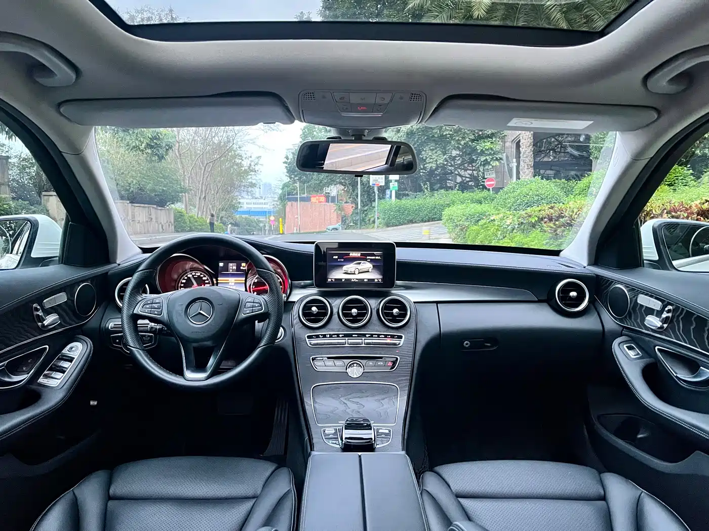 Mercedes-Benz C-Class 2017 C 200 L Sport фото 8