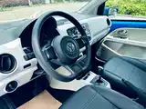 Фото 13 - Volkswagen up!