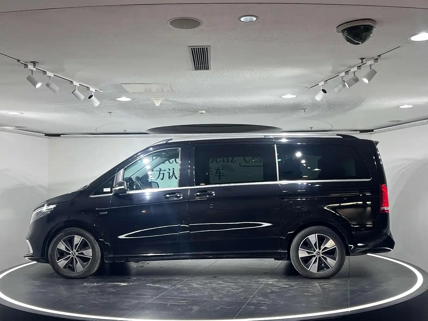 Mercedes-Benz V-Class 2022 V 260 Prestige Edition фото 2