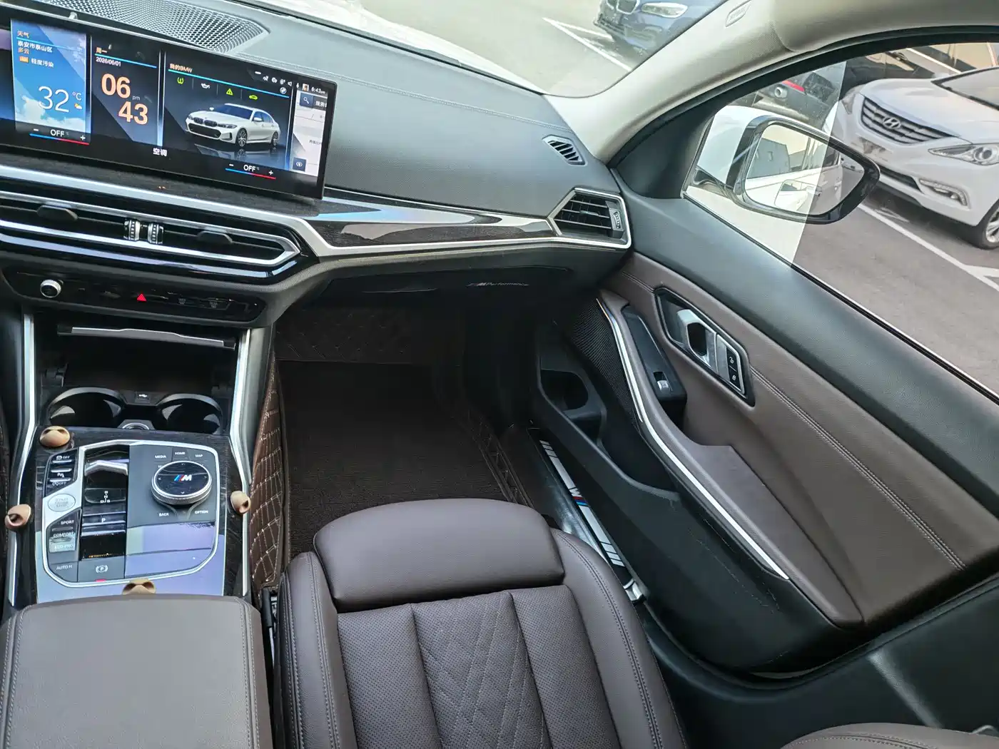 BMW 3 Series 2023 325Li M Sport Package фото 11