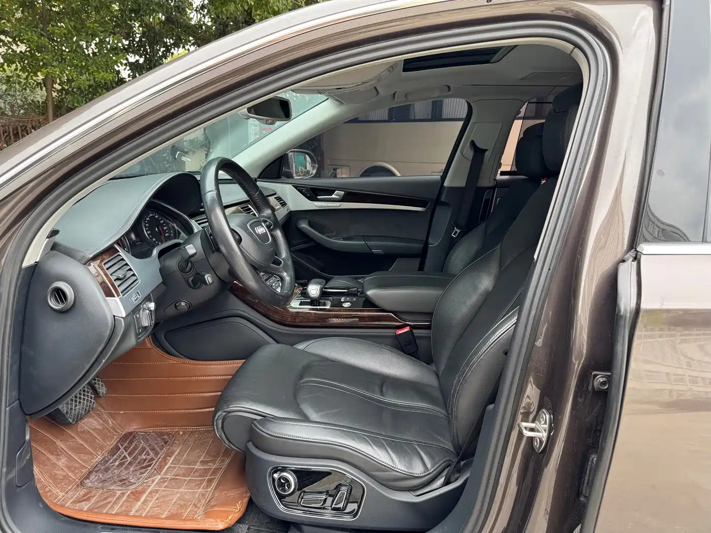Audi A8 2013 A8L 50 TFSI quattro Luxury фото 4