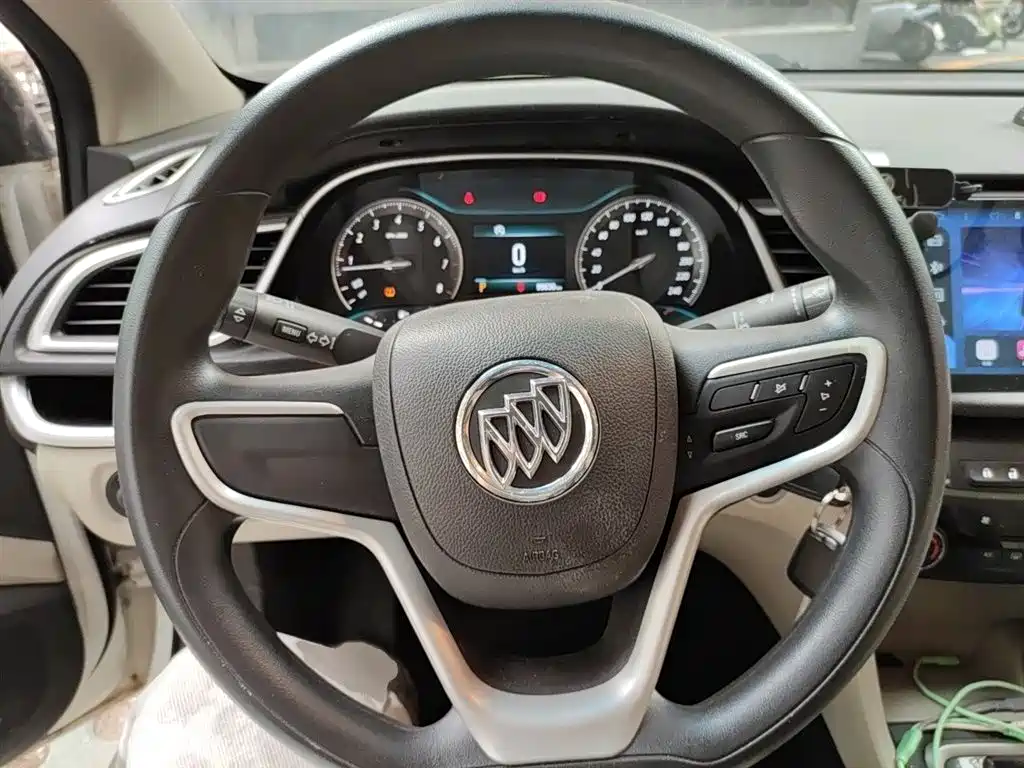 Buick Excelle 2015 15N Automatic Elite фото 3