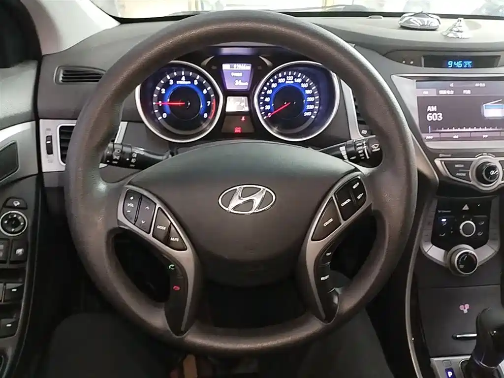 Hyundai Langdong 2016 1.6L Automatic Premium Edition фото 11