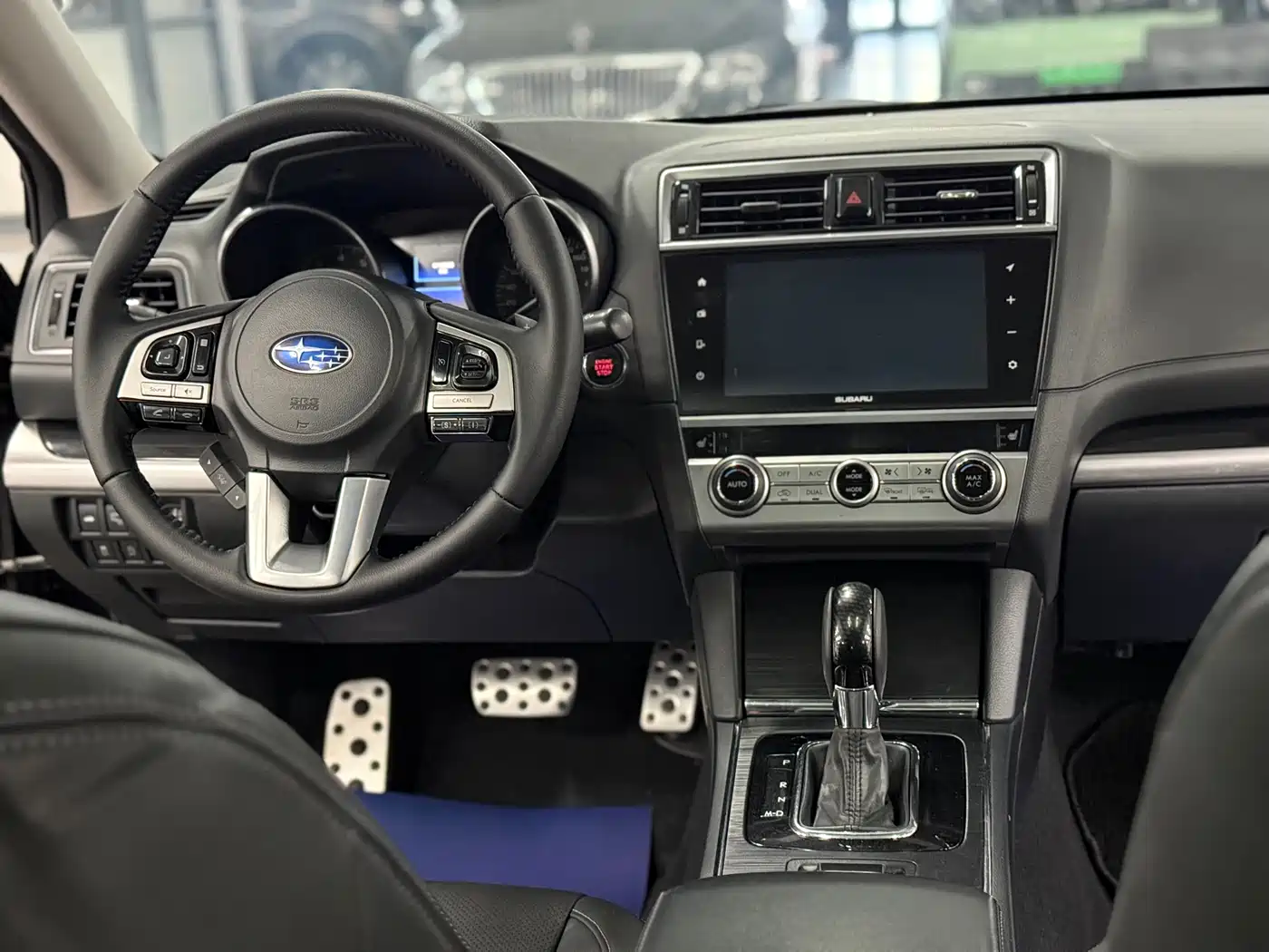 Subaru Legacy 2016 2.5i AWD Glory Edition фото 13