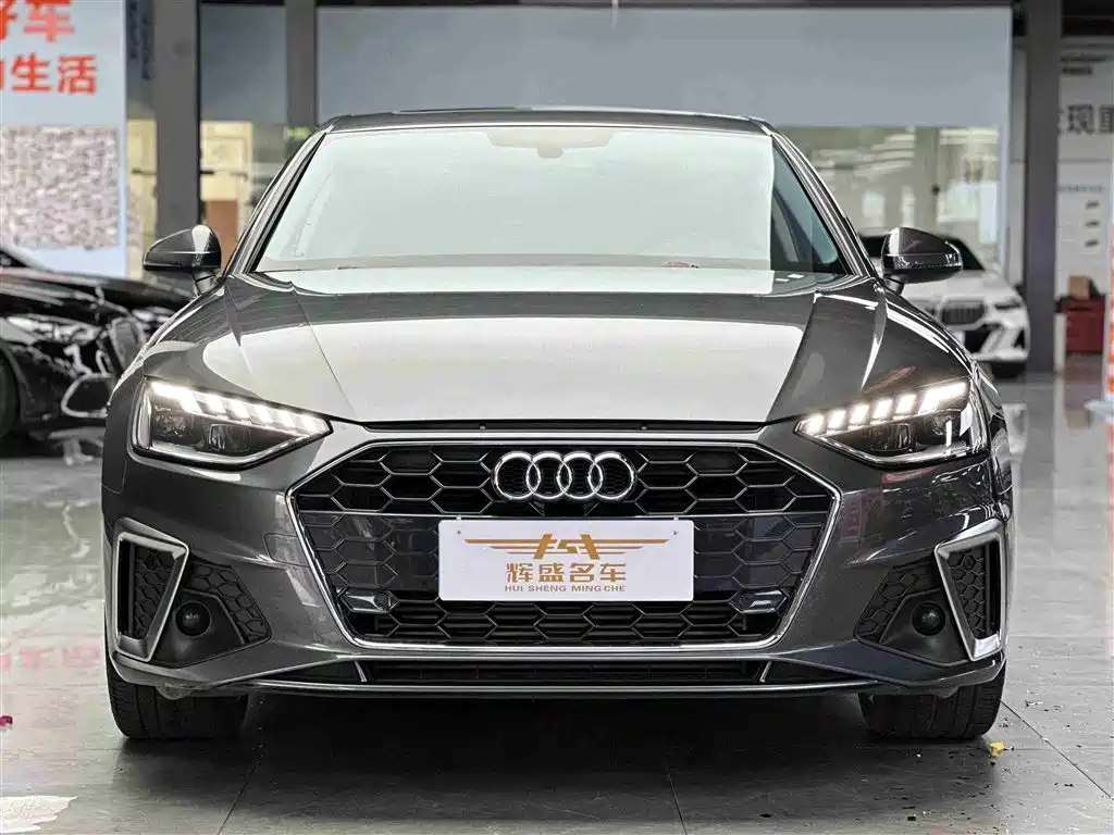 Audi A4L 2020 40 TFSI Fashion Dynamic Edition фото 2
