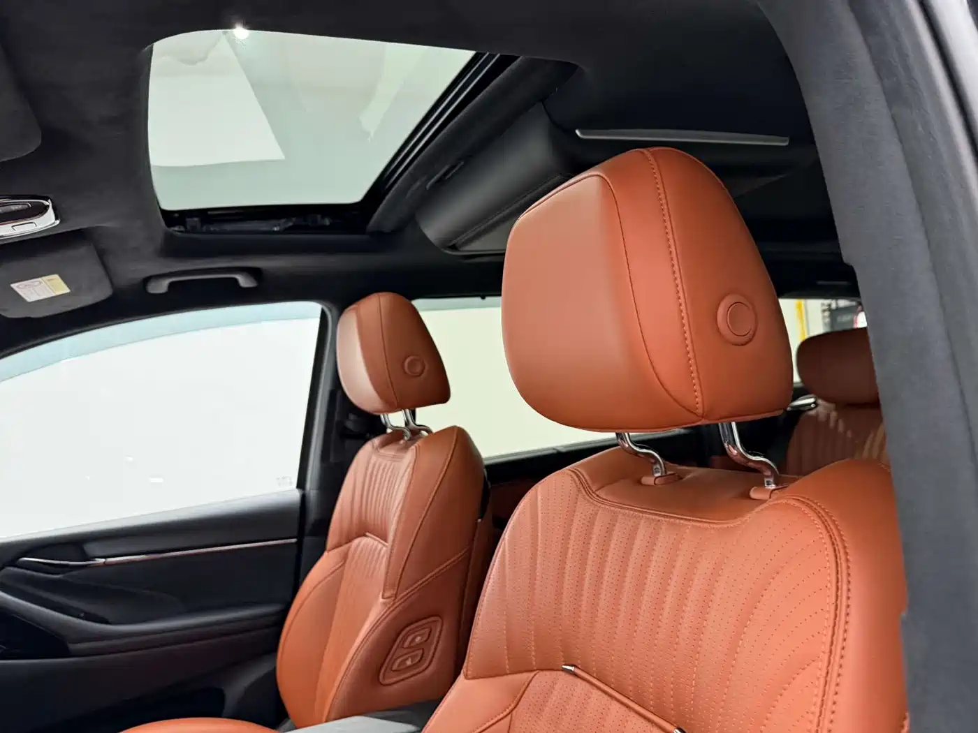GAC Trumpchi Trumpchi E9 2024 E9 Lunar New Year Edition фото 16