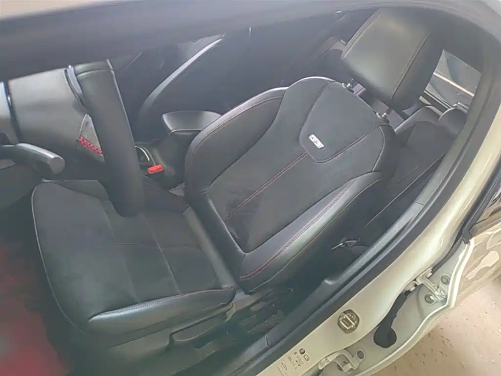 Buick Verano 2019 Hatchback GS 20T DCT Leading фото 15