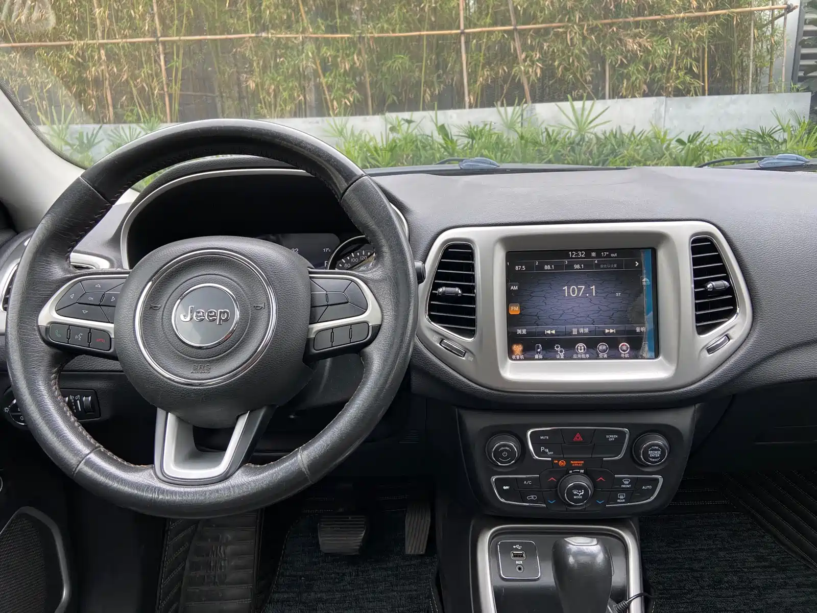Фото 7 - Jeep Compass