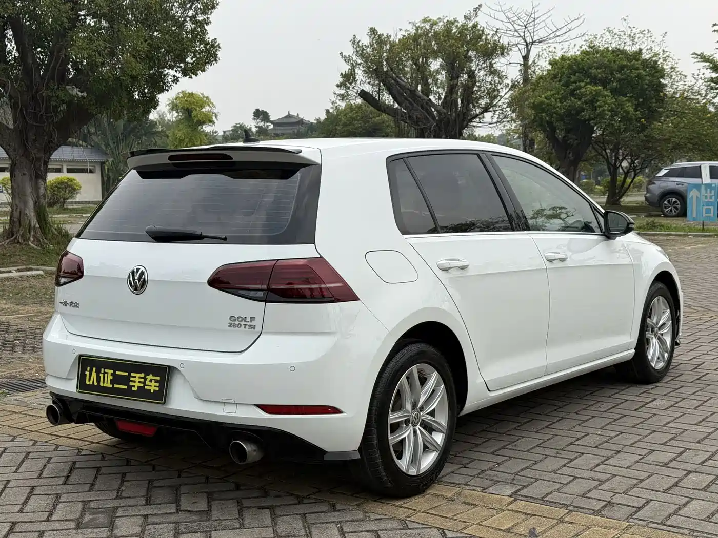 Volkswagen Golf 2019 1.6L Auto Comfort (China V) фото 6