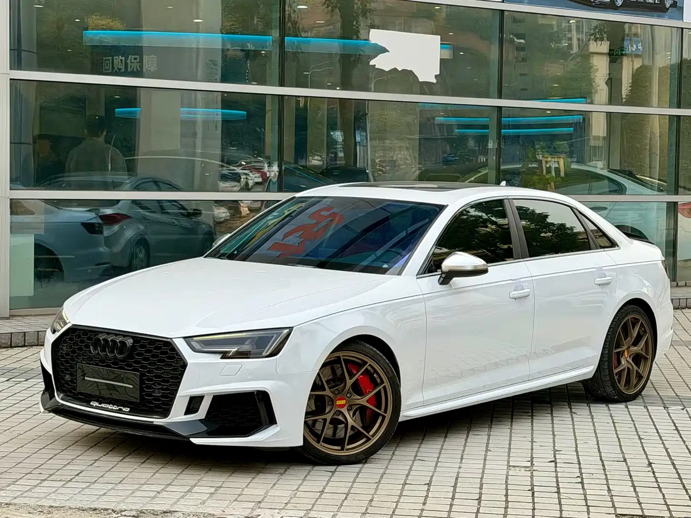 Audi A4L 2019 40 TFSI Progressive (China VI)