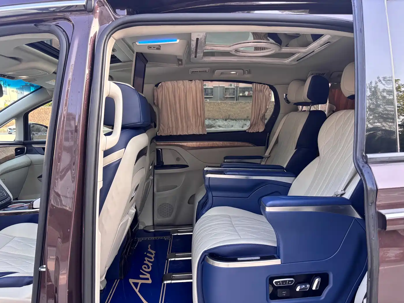 Buick GL8 2017 ES 28T Comfort Type China V фото 17