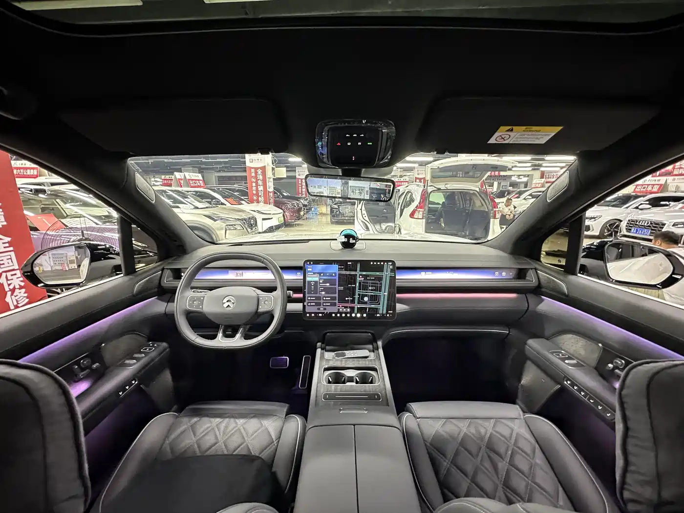 NIO ES8 2026 2025 Model 6-Seat Executive Luxury Edition